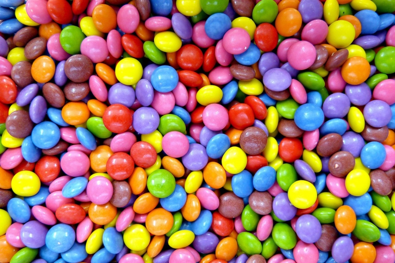 confiserie-SOSPEL-min_smarties_confectionery_lenses-1150911